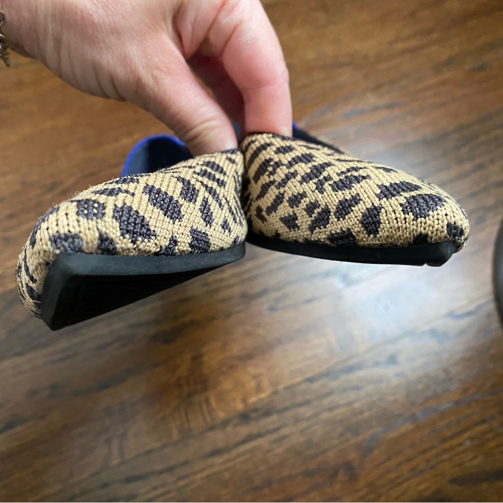Rothy's- The Point- Leopard Cat Print Pointed Toe Flats in Tan and Black women 9 - Picture 14 of 16